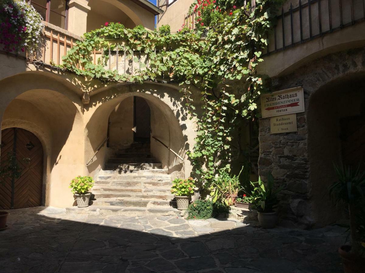 Pension Altes Rathaus Dürnstein Exteriör bild